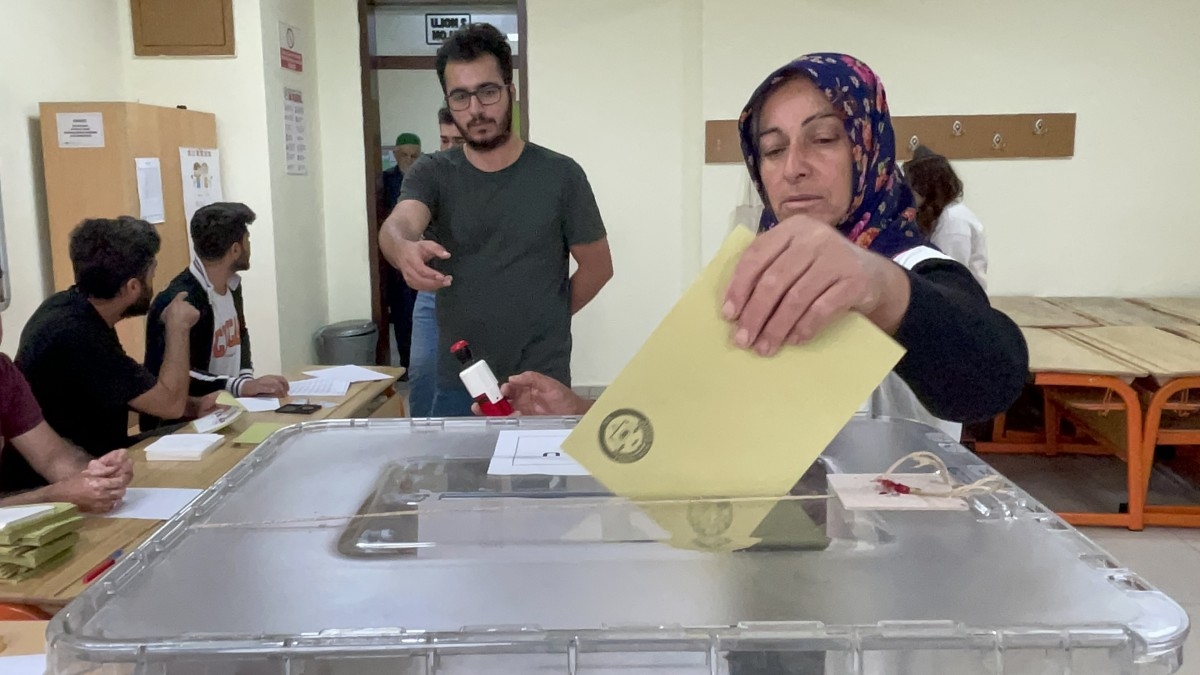 Adıyaman'da oy kullanma işlemi başladı  - Videolu Haber
