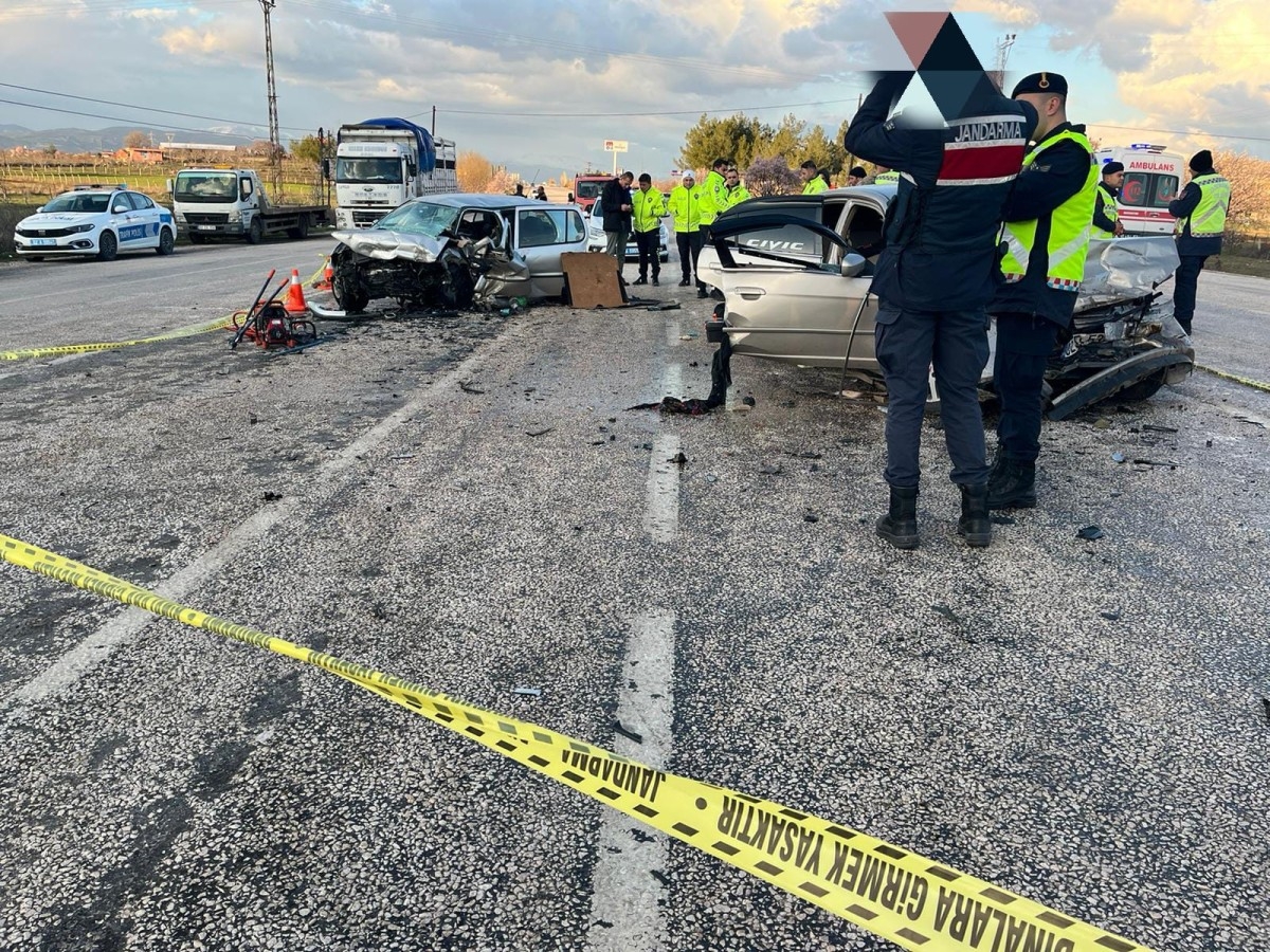 Adıyaman'da feci trafik kazası: 1 ölü, 3 yaralı
